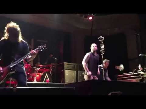 Saint Asonia (feat. Sal Giancarelli of Staind) - Mudshovel @ Newport (8/25/2015) (STAIND COVER)