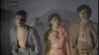 *ME COLÉ EN UNA FIESTA* - MECANO - 1982 (REMASTERIZADO)