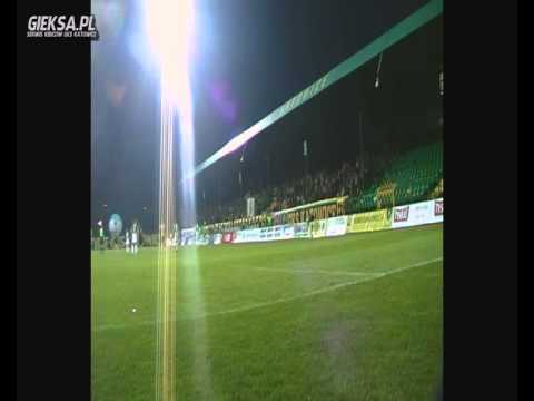 GKS Katowice - Olimpia Grudziądz 4-0 [1-0] 20.10.2013 r. Doping kibiców cz.2