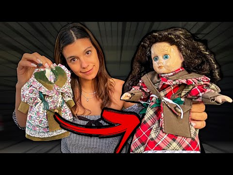 MI AMIGA LE CAMBIA EL VESTIDO A LA MUÑECA MALDITA