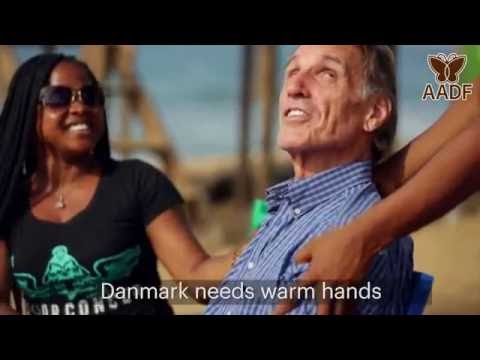 Adotta un danese in Africa - Il finto spot contro il razzismo diventa virale