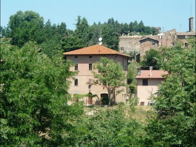 CD524 B&B in Umbria for sale