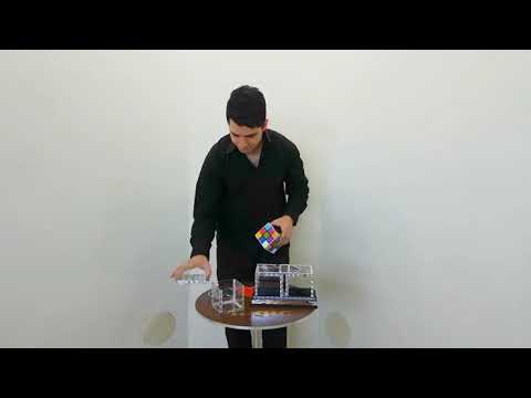 Back of Glassy Cube by Tora Magic