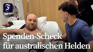 „Bondi Hero“ bekommt 1,4 Millionen Euro Spenden-Scheck