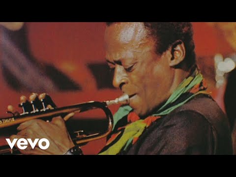 Miles Davis - Discovering Jimi Hendrix (from The Miles Davis Story)