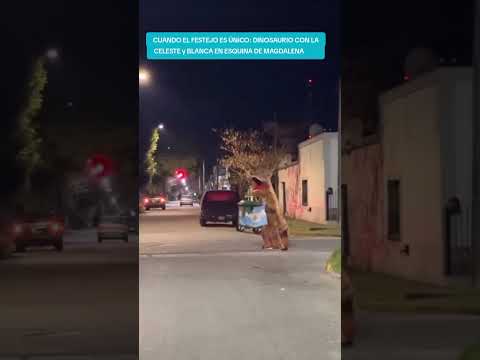 TRIUNFO Y CREATIVIDAD. EL DINO SALIO A FESTEJAR EN MAGDALENA, BUENOS AIRES