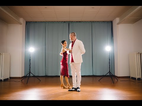 Casino Cubano - Manu & Ale - Aymée Nuviola Feat. Septeto Santiaguero "Donde estabas anoche"