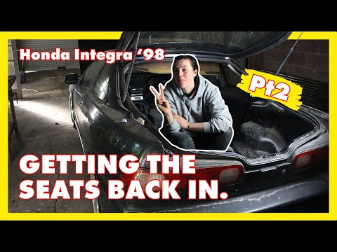 Honda Integra 98 - Part 2: Finally putting the seats back in
