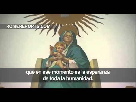 ¨María es la Madre de esperanza que sostiene en los momentos de oscuridad”
