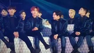 Download lagu Suho & Baekhyun reaction to Taehyung's part @MelonMusicAwards2016 mp3