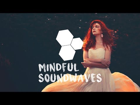 Illenium - Lost (feat. Emilie Brandt)