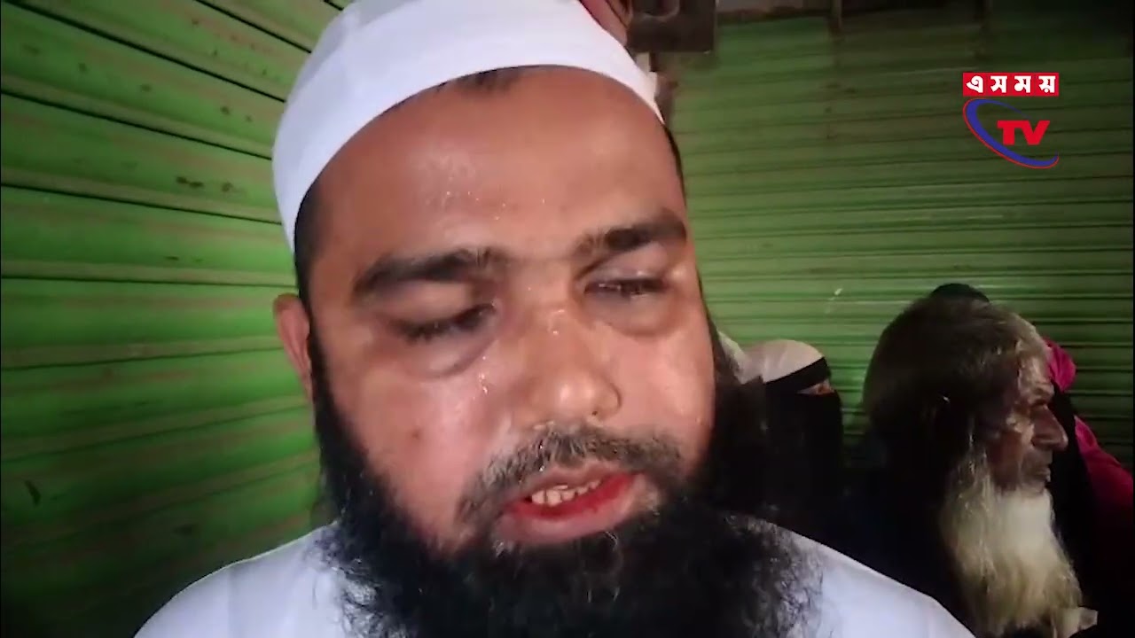 পটুয়াখালীর গলাচিপায় ফেয়ার প্রাইজ কার্ডধারীদের মাঝে সরকার নির্ধারিত মূল্যে এবং সঠিক ওজনে চাল বিতরণ।