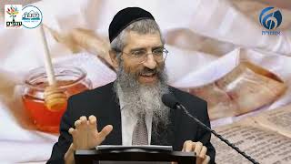 הרב יצחק יוסף (הנכד) - הלכות ראש השנה ...  שידור ישיר . (ארגון ענפים) - התמונה מוצגת ישירות מתוך אתר האינטרנט יוטיוב. זכויות היוצרים בתמונה שייכות ליוצרה. קישור קרדיט למקור התוכן נמצא בתוך דף הסרטון הרב יצחק יוסף (הנכד) - הלכות ראש השנה ...  שידור ישיר . (ארגון ענפים) - התמונה מוצגת ישירות מתוך אתר האינטרנט יוטיוב. זכויות היוצרים בתמונה שייכות ליוצרה. קישור קרדיט למקור התוכן נמצא בתוך דף הסרטון