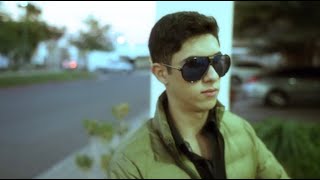 Inicios De Un Cantante Lyrics  Translation
