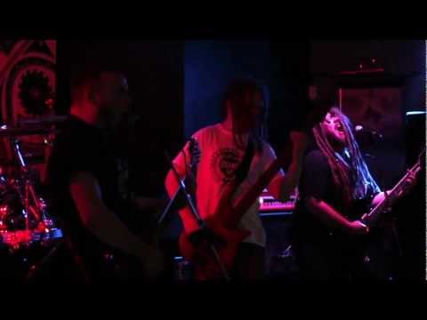 zhOra - The Twisted Chords (Live at The Piper Inn)