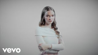 Flashbacks Lyrics English Translation