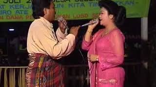 Download lagu Adu Perkolong-kolong Arus Perangin-angin ras Anita Br Sembiring Live Kerja Tahun Desa Seberaya 2005 mp3 Download lagu Adu Perkolong-kolong Arus Perangin-angin ras Anita Br Sembiring Live Kerja Tahun Desa Seberaya 2005 mp3