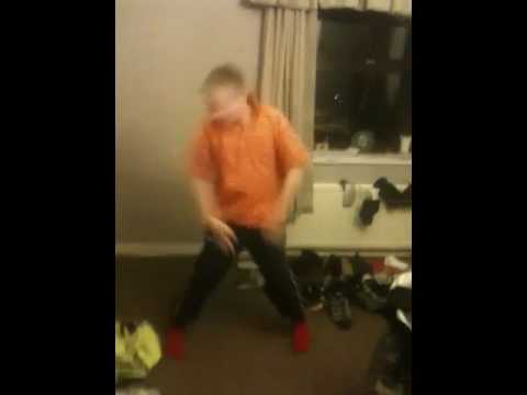 MC Joey Tee swagging to Russian DONK