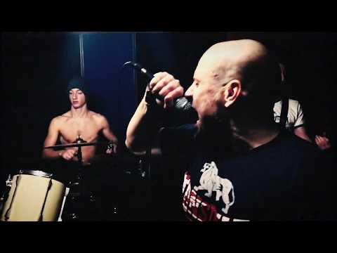 Napalm Job - Državi se jebe za nas