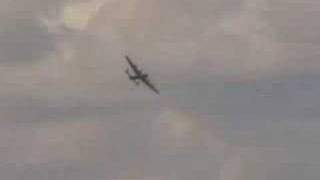 preview picture of video 'Ramsey 1940s weekend 2008 RAF Upwood Lancaster'