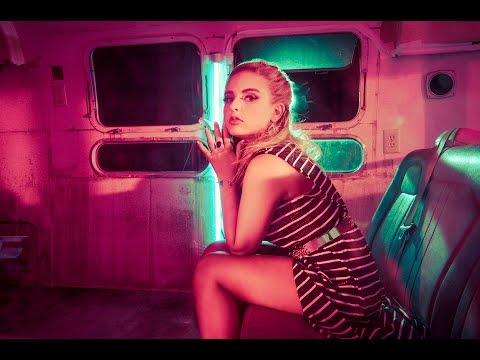 Mackenzie Nicole - Actin Like You Know (Feat. Tech N9ne) - Official Music Video