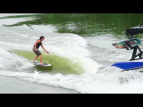 2018 Axis A22 - Wakesurfing Review