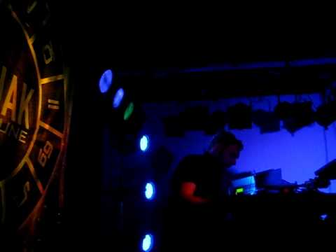 DJ Dilemma @ Zodiak Commune - Tacnival [17-07-2010, TAC, Eindhoven] // Acid & Techno