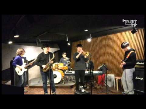 TrumAX (트러맥스) - Tie A Shoelace (LIVE)