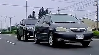 【車禍影片】剛要測試行車紀錄器就拍到（2025.10.19 臺南市新市區中山路