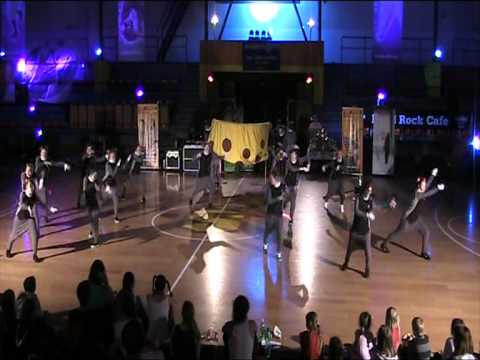 D4U Summer show 2011 - Junioři B Korunovační: "Myší párty"