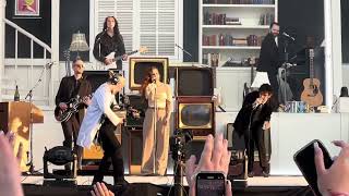 Download lagu The 1975 - About You (with Carly Holt) / 020723 At Their Very Best @Finsbury Park mp3 Download lagu The 1975 - About You (with Carly Holt) / 020723 At Their Very Best @Finsbury Park mp3