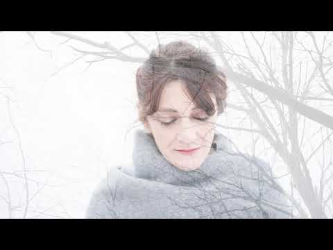 CRISTINA ZAVALLONI Random Weather - Official Videoclip (J.Bang / E.Honoré)