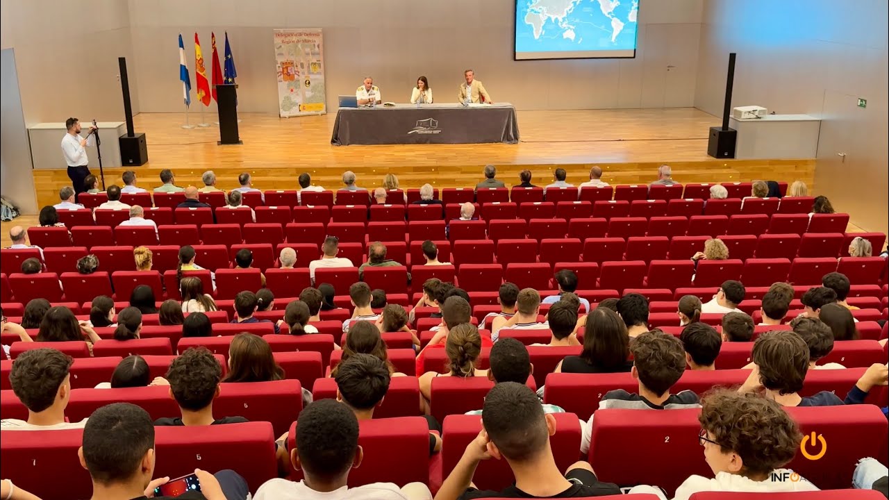 Hasta el 15 de junio puede visitarse, en el auditorio de Águilas, la exposición “El viaje a la Especiería de Magallanes y Elcano”
