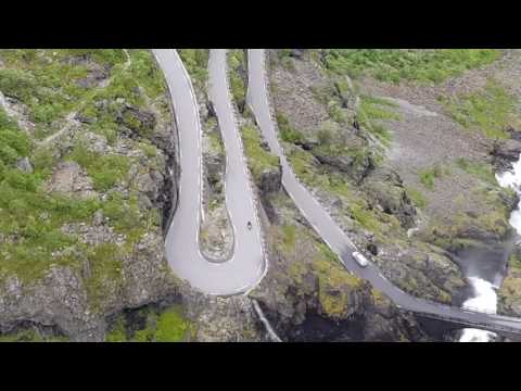 2017 Norwegen - Mavin fährt den Trollstig hoch