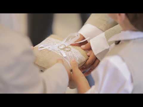 Denise More: A Country Chic Wedding