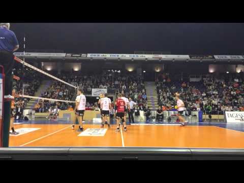 Volleyball Bundesliga Spielszenen BR Volleys gegen TV Rottenburg am 28.11.2015