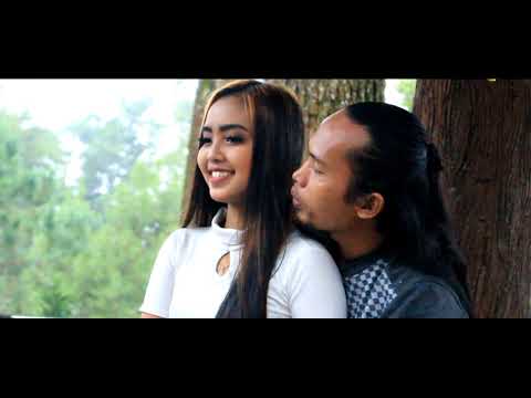 Widya Nafara - Titip Tresno | Dangdut (Official Music Video)