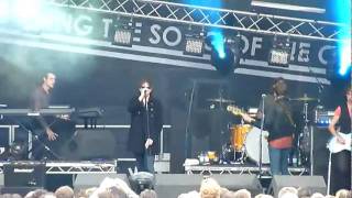 Echo &amp; The Bunnymen - &#39;Show Of Strength&#39; (Live)