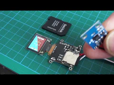 Tiny oled with artificial horizon for scale cockpits