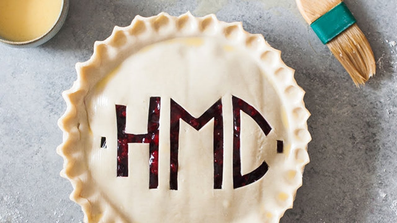 Monogram Pie Crust Tutorial