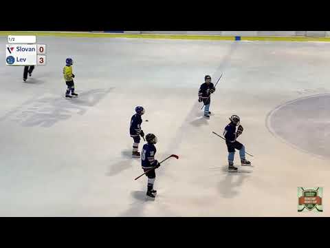 HC Slovan -Lev Benesov 1: 6 (1:4, 0:2)