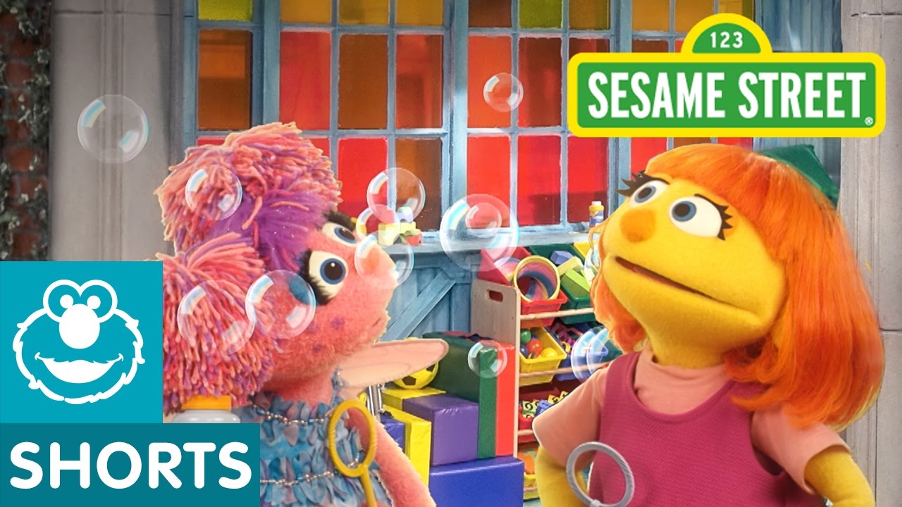 Sesame Street: Making Bubbles! | Julia & Abby Cadabby thumnail