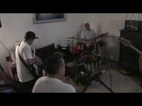 "BLUZ XPRECIANS" VoodooChild