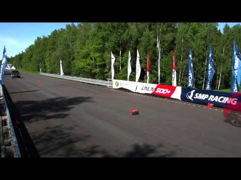 Mercedes Beng G 63 AMG    VS    Porsche Cayenne Turbo S