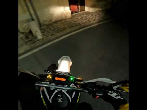 la prossima volta entro in chiesa in moto giuro 🤣🤣🤣