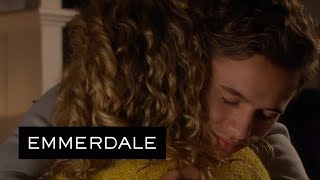 Download lagu Emmerdale - Maya and Jacob Begin to Grow Closer... mp3