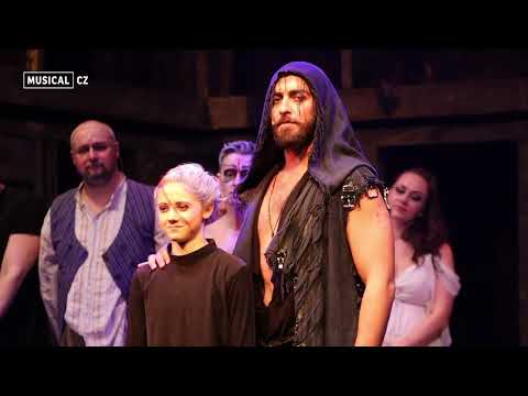 Muzikál KRYSAŘ • děkovačka