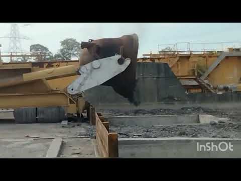 What happens when you accidentally pour molten slag onto water (or any moisture)