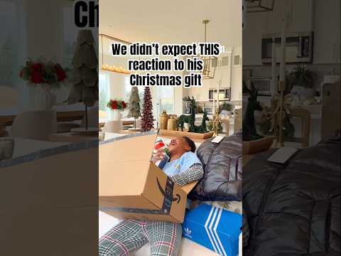 🥹 Best Christmas ever. #christmashaul #reaction #christmasgifts #iphone17 #feelgood #mom