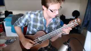 Video thumbnail for Ohana BKB-35E bass ukulele review by Robin N Music